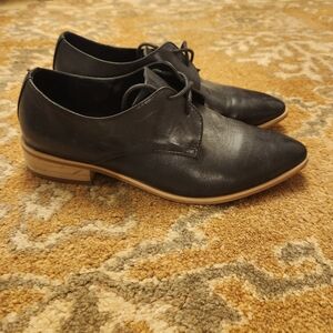Black Leather Oxford Shoes